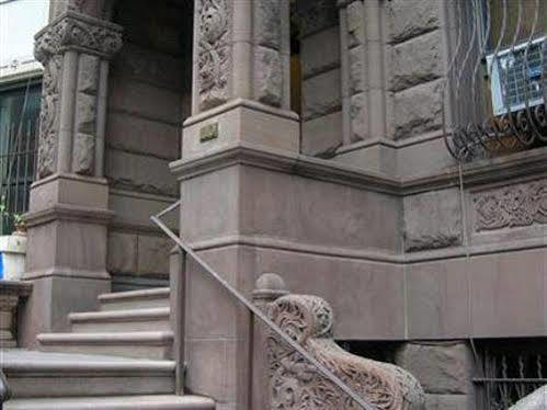 Upper West Side Brownstone Hotel New York Exterior photo